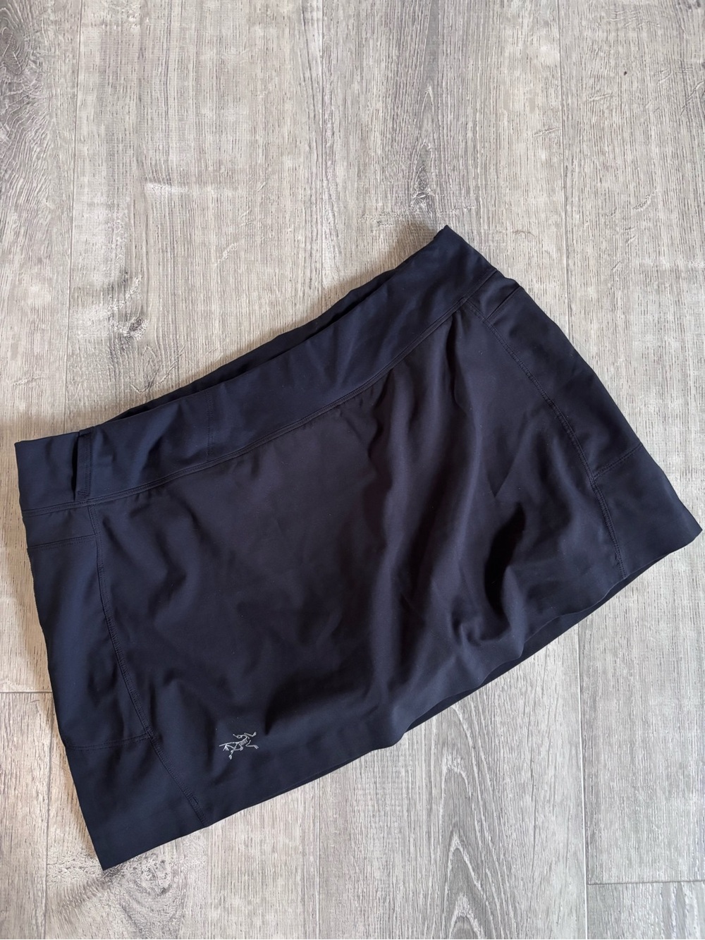 Arc'teryx Black Women's Athletic Skort - Picture 1 of 4